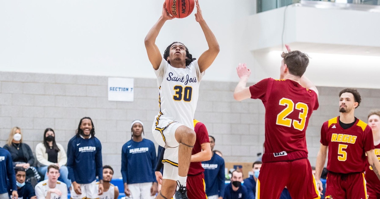 Men's Hoops Stays Undefeated, Trounce Chargers Saturday, 103-62