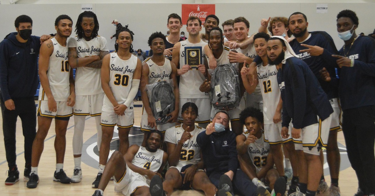Blue Jays Hold Off Golden Wolves, Win USJ Tip-Off Tournament