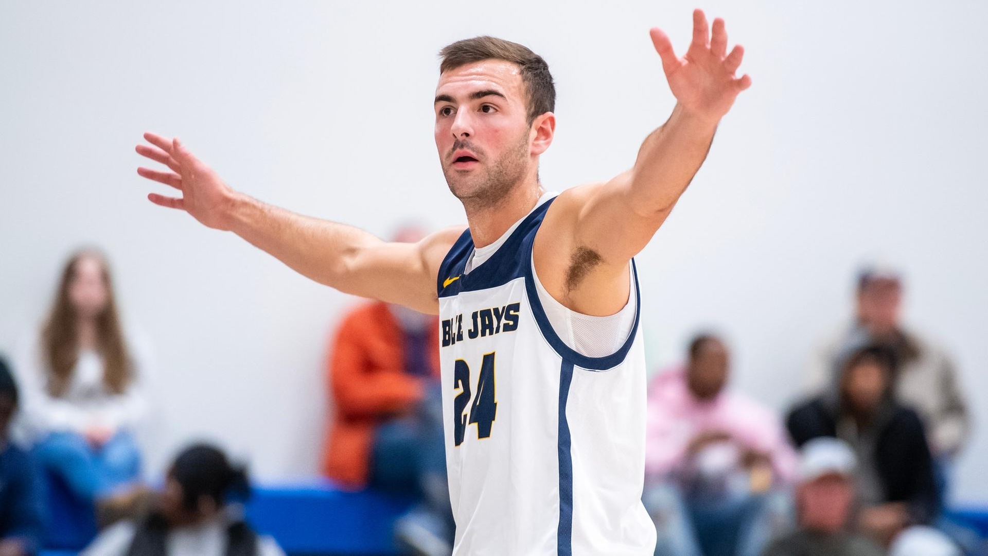 Top-Ranked Men's Basketball Takes Down No. 14 WPI Friday, 67-55