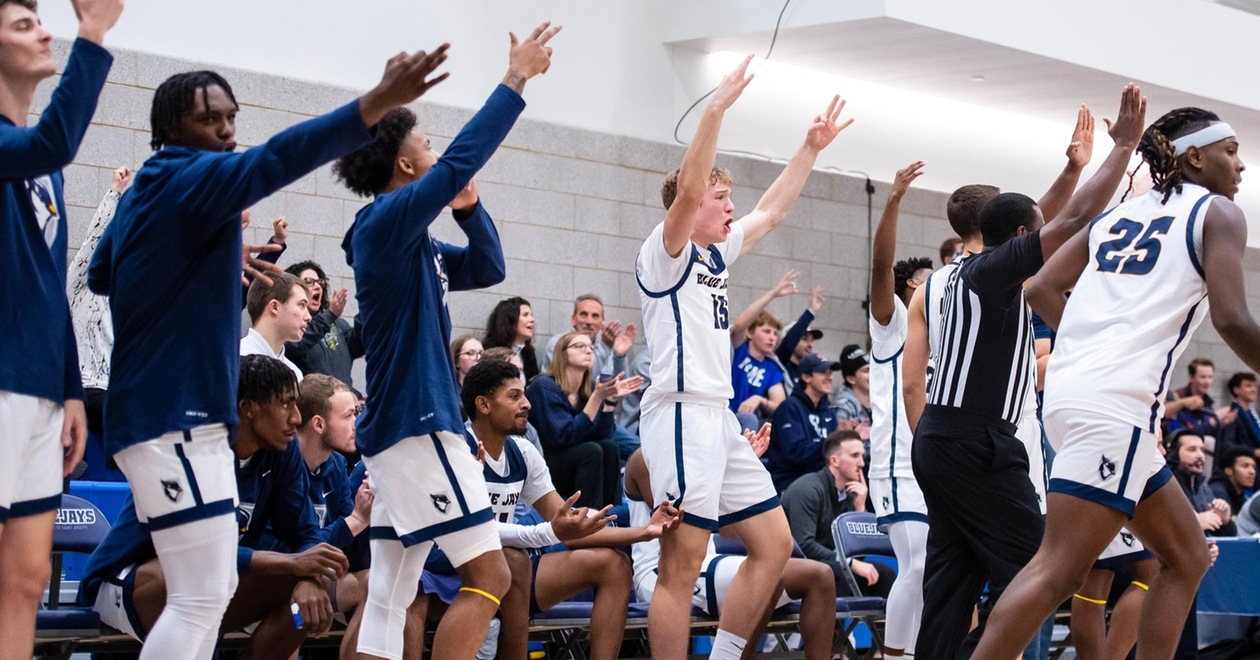 Men's Basketball Shoots Past Anna Maria in GNAC Opener, 90-63