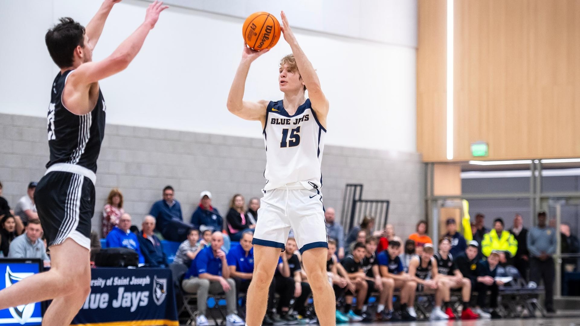 Men's Basketball Bests Babson on the Road Wednesday Night, 73-64
