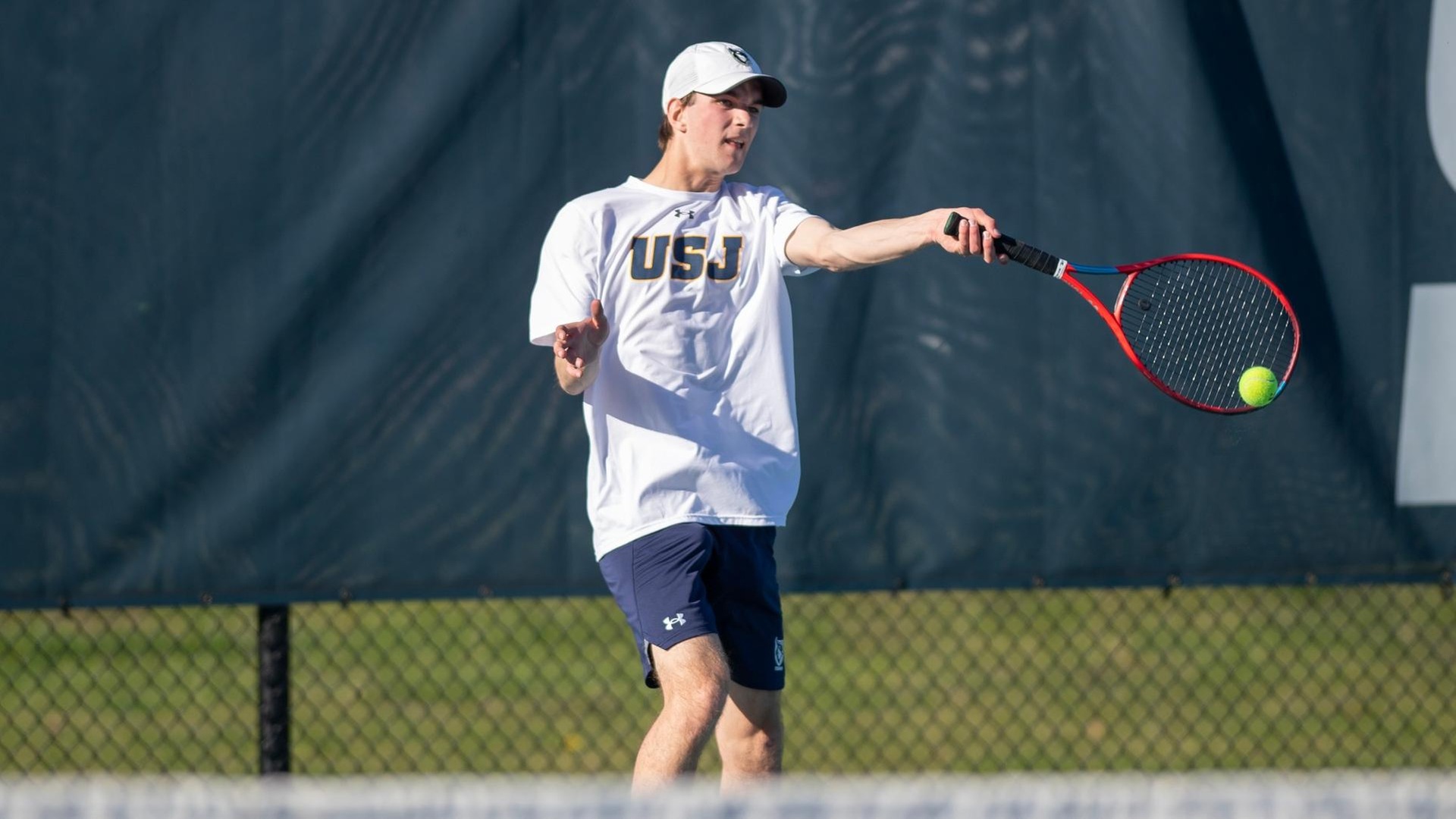 Men's Tennis Falls at Farmingdale State Thursday, 6-3