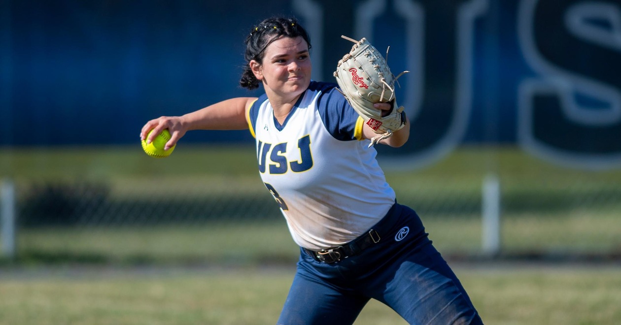 Softball Drops GNAC Doubleheader At JWU Saturday