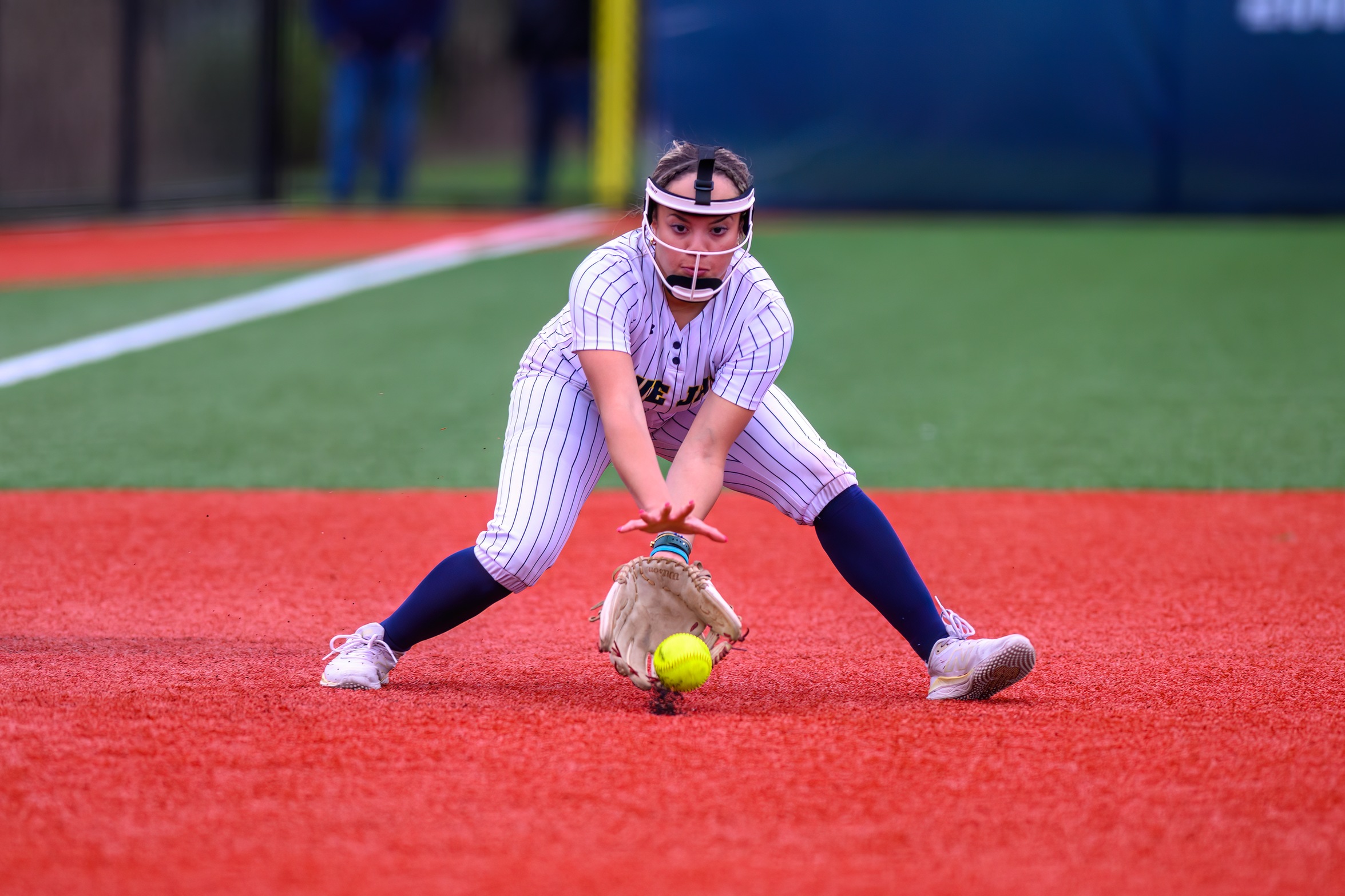 Softball vs. WestConn