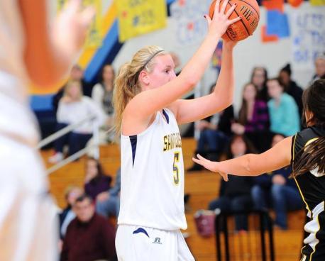 Basketball Beaten at MCLA