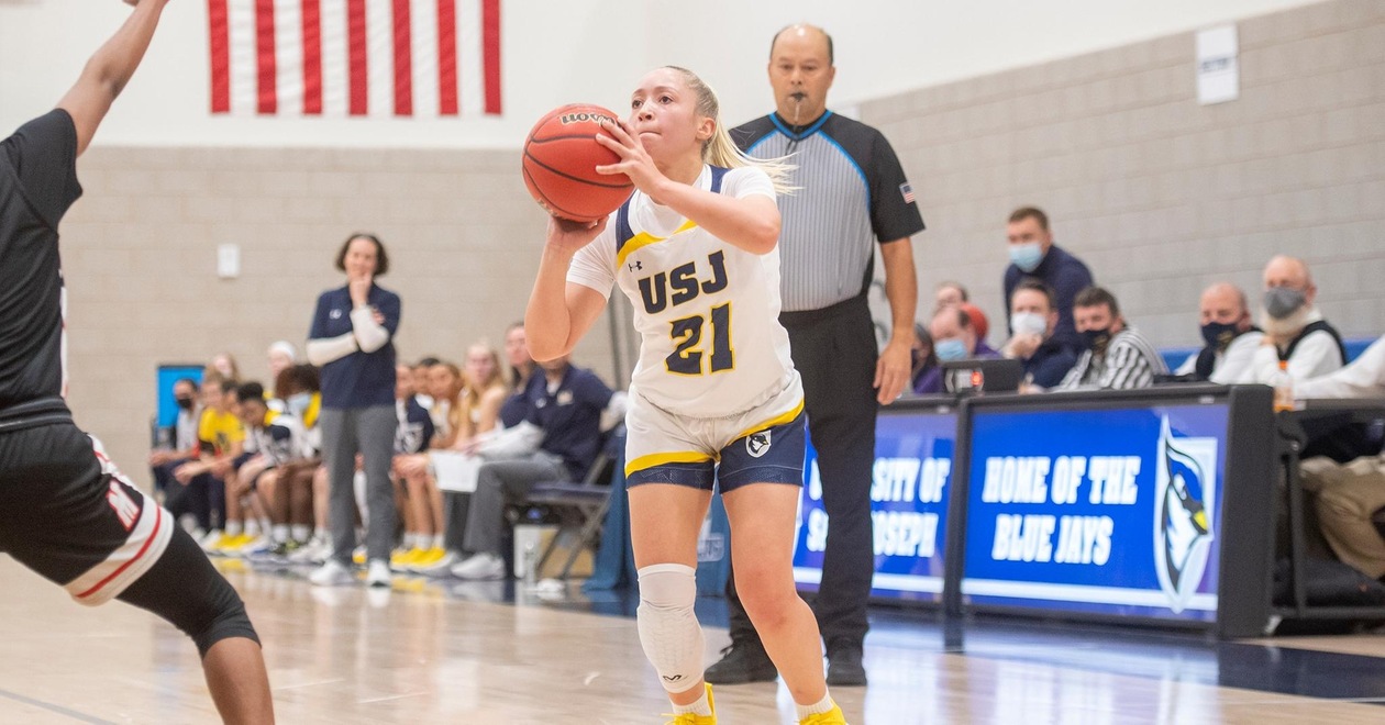 Women's Hoops Claims 71-69 Thriller Over Mitchell Tuesday Night