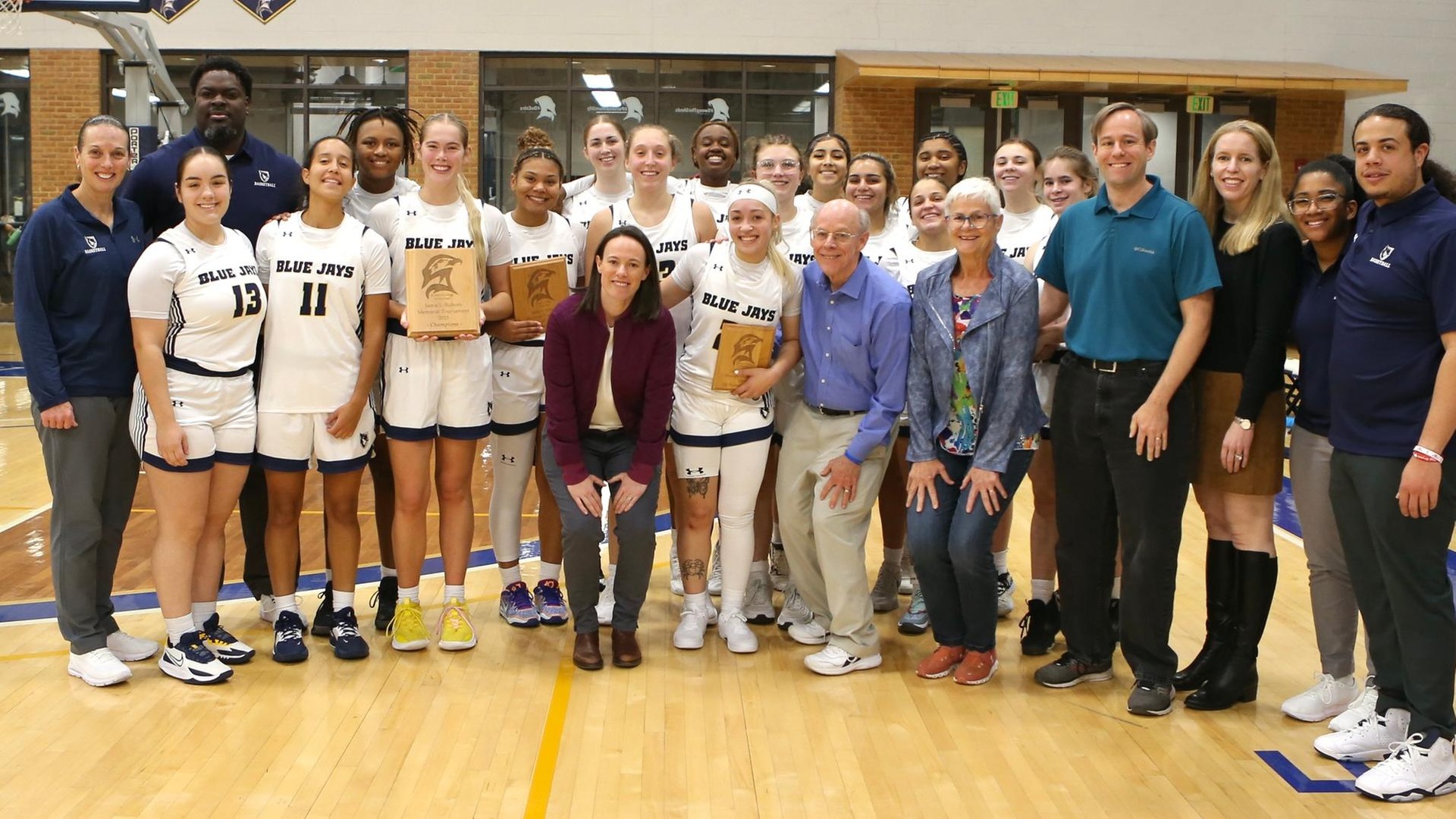 Blue Jays Hold Off St. Mary's (Md.), Win Jamie L. Roberts Memorial Tournament