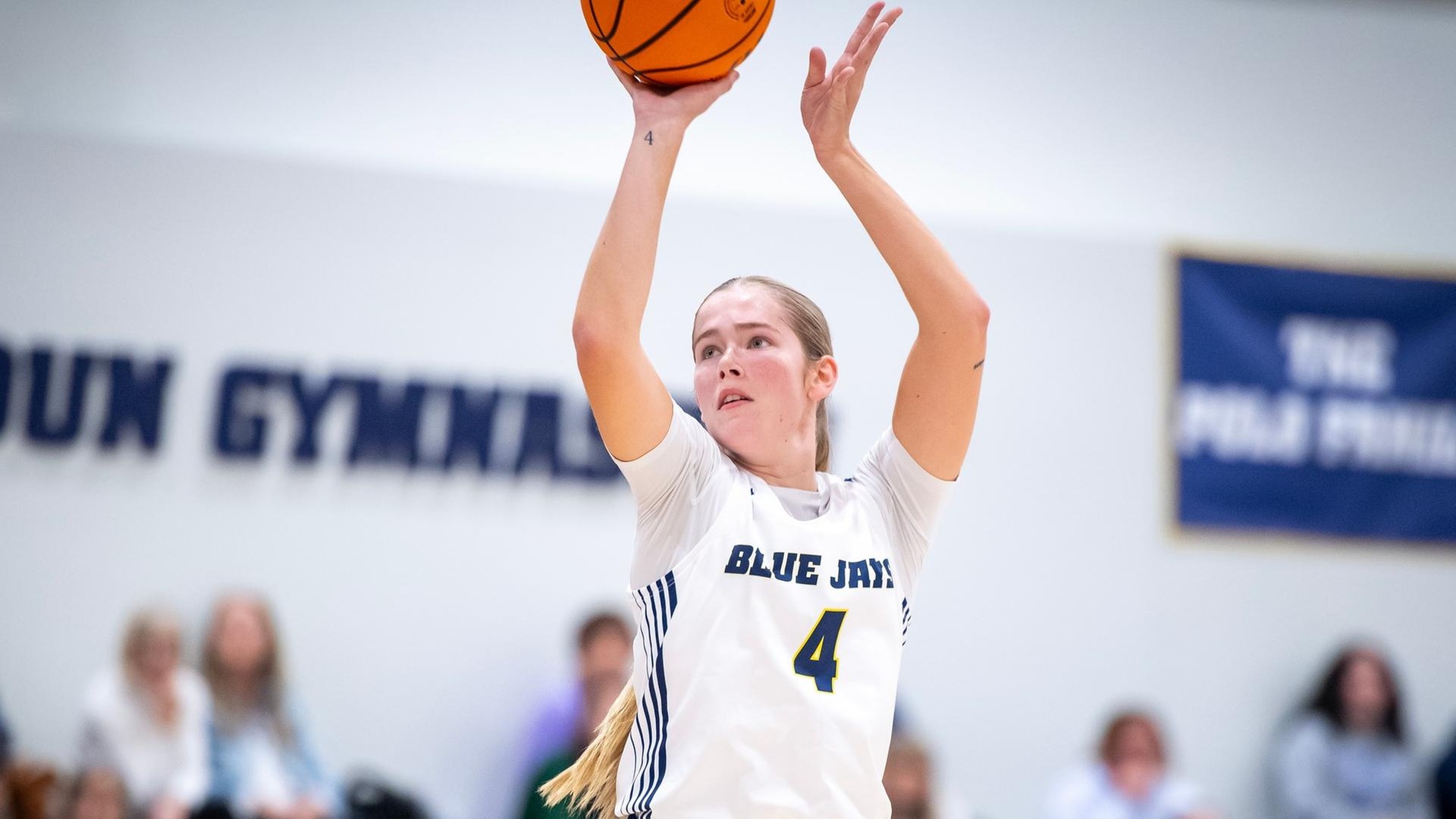 Women's Hoops Sets Program Record for Wins in a Season, Takes Down Elms, 72-49