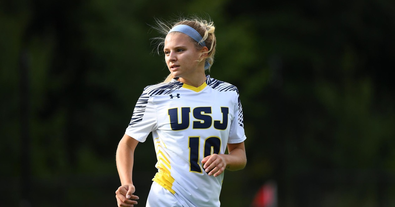 Women's Soccer Suffers First Road Loss, 1-0, At Elms