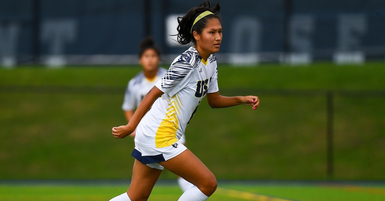 Second-Half Shutout Sends USJ Home With Seventh Victory