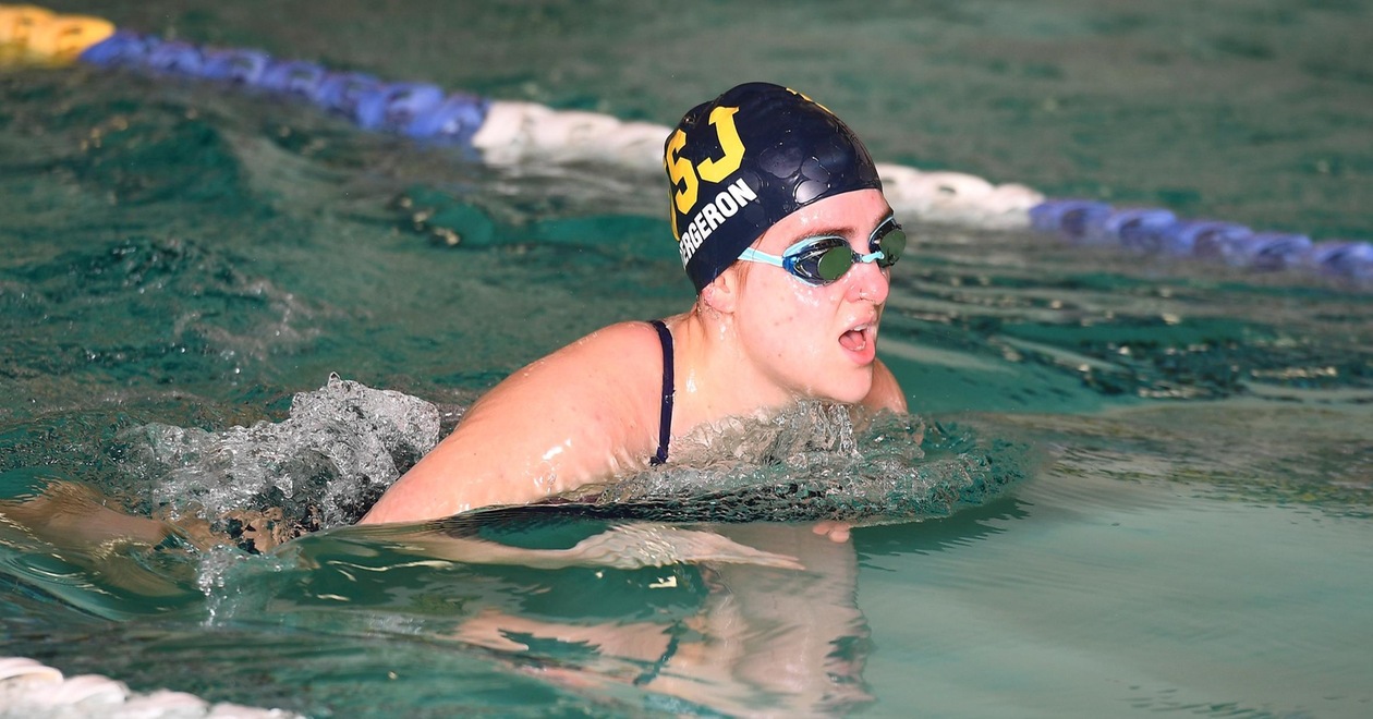 Blue Jays Finish Fifth In Roger Williams Invite Saturday