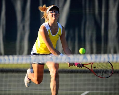 Tennis Sweeps MCLA for Third Win